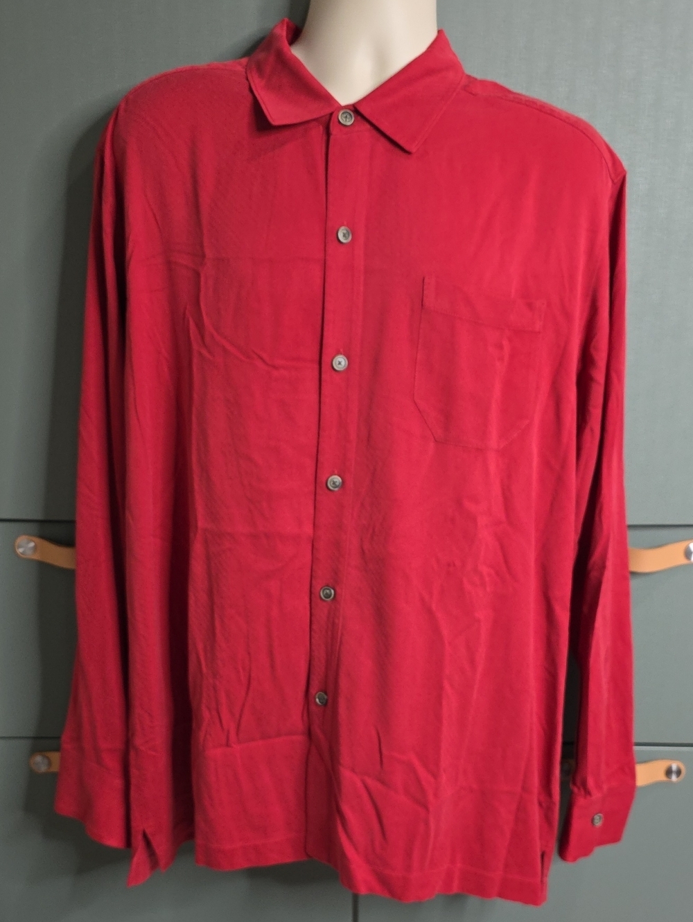 872. Tommy Bahama Men Red Silk Wool Blend Button Up Shirt Size XL R1
